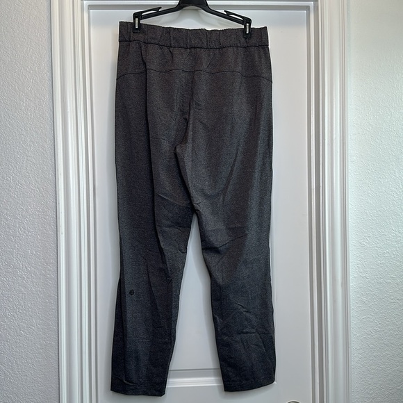 Lululemon On The Fly Pant *27" Heathered Black size 8 - Picture 5 of 8